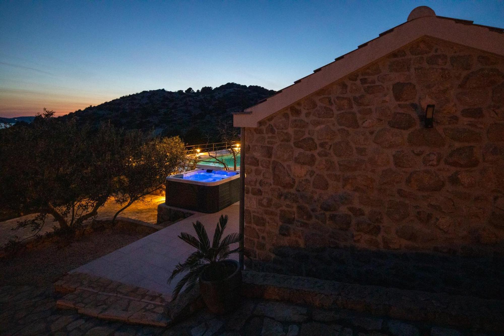 דראגה Holiday Home Svemir מראה חיצוני תמונה
