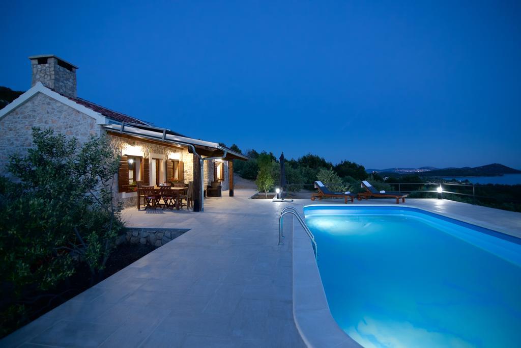 דראגה Holiday Home Svemir מראה חיצוני תמונה